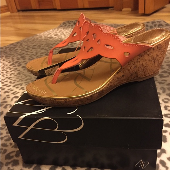 Sam & Libby wedge sandals coral size 6 1/2. - Picture 4 of 6